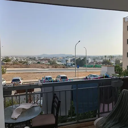 1 At Sharing Flat * Larnaca