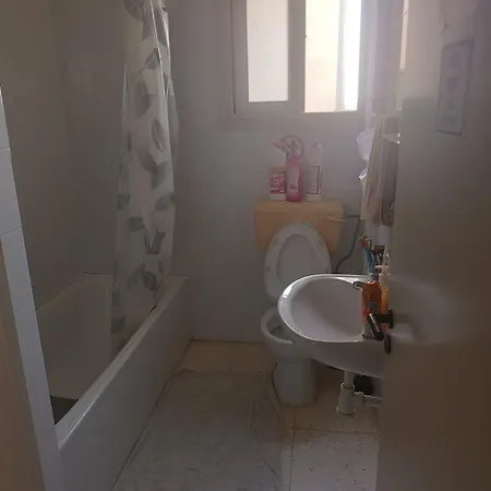 1 At Sharing Flat Apartamento *